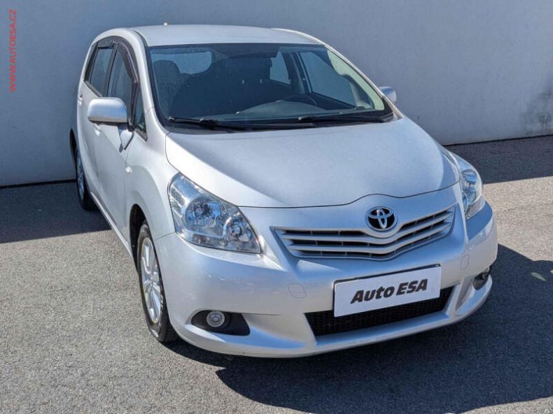 Toyota Verso - hlavní foto