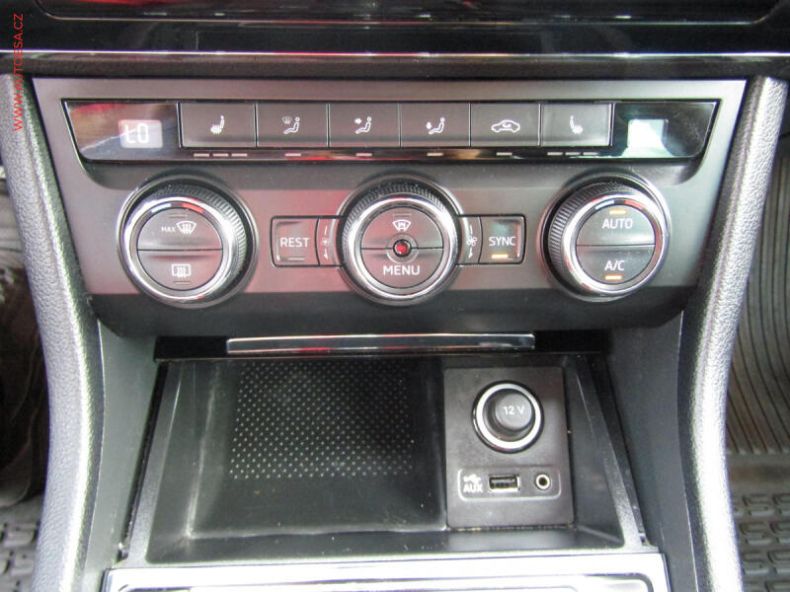 Škoda Superb - hlavní fotka