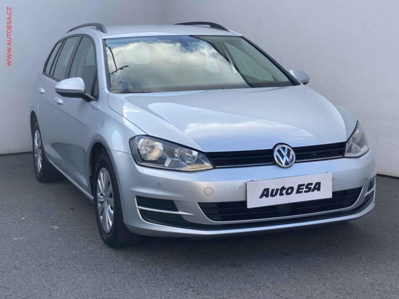 Volkswagen Golf - hlavní foto