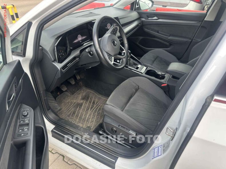 Volkswagen Golf - hlavní fotka