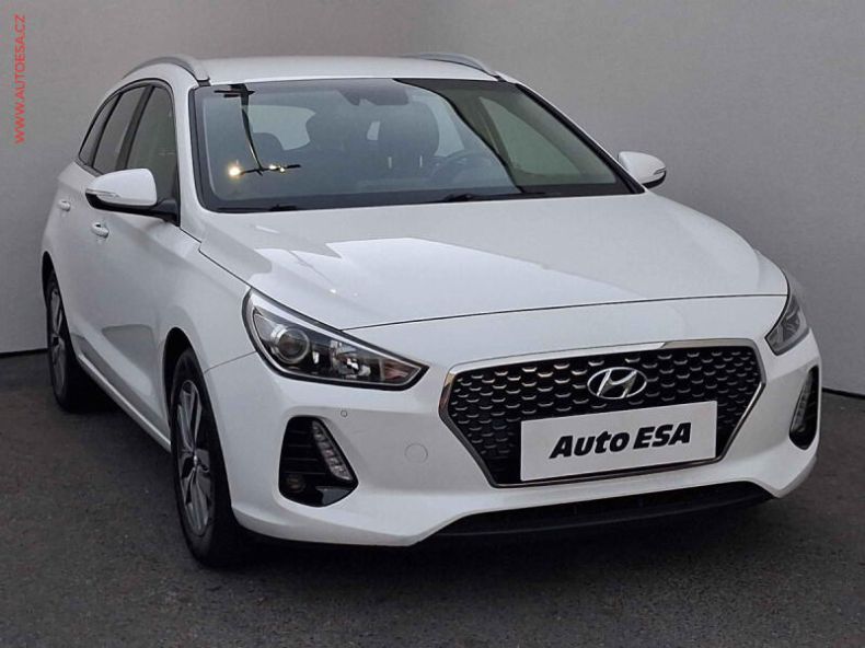 Hyundai i30 - hlavní foto