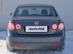 Volkswagen Jetta - fotka číslo 4