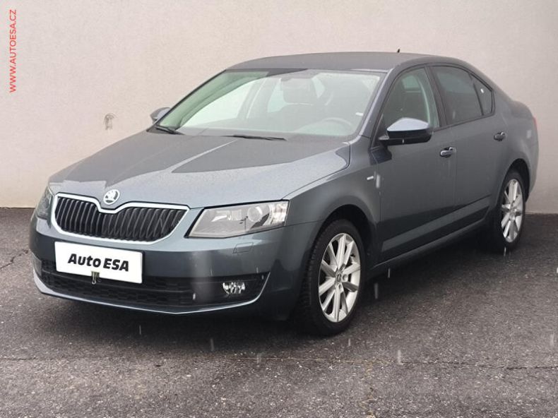 Škoda Octavia - hlavní fotka
