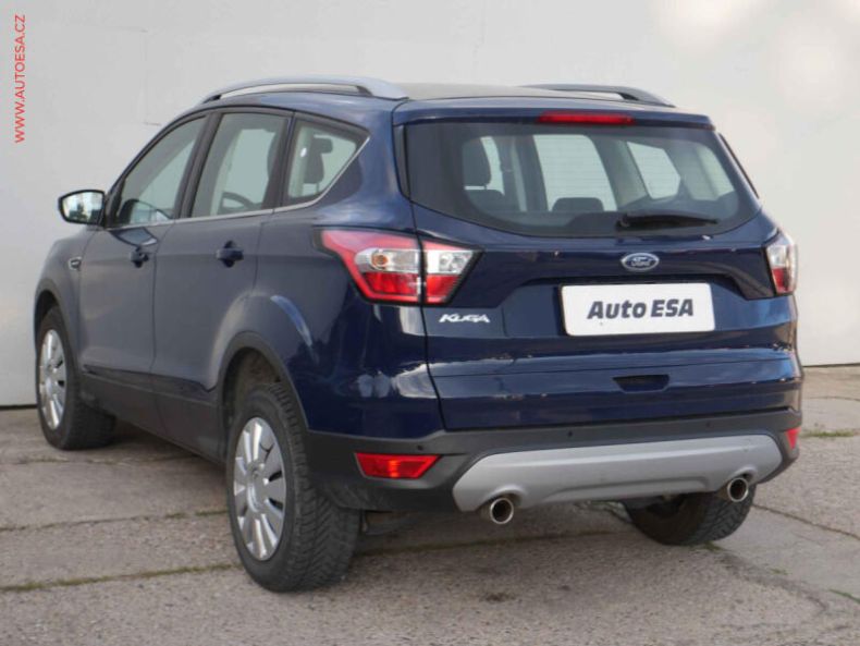 Ford Kuga - hlavní fotka