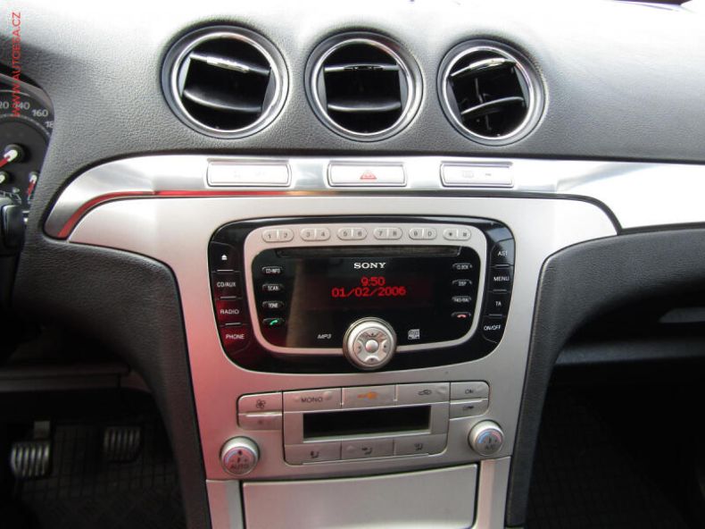 Ford S-MAX - hlavní fotka