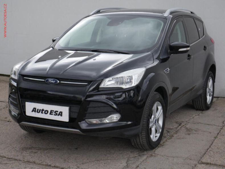 Ford Kuga - hlavní fotka