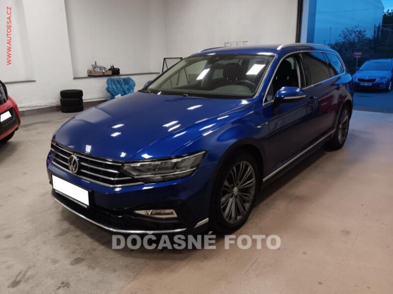 Volkswagen Passat - hlavní fotka inzerátu