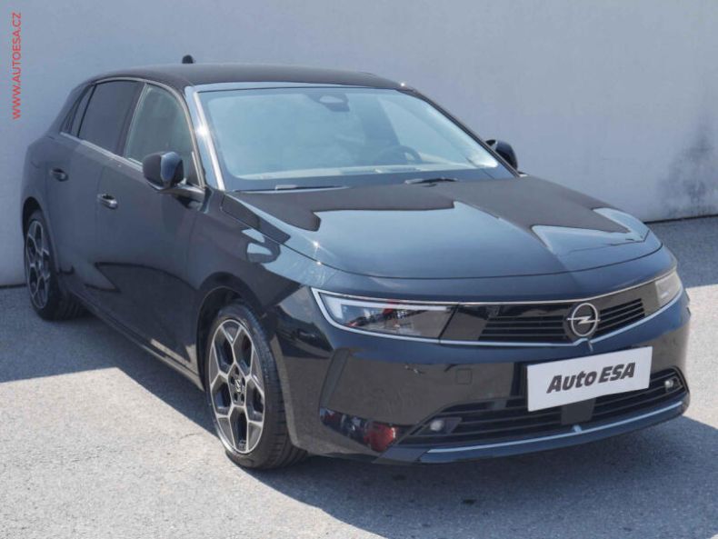 Opel Astra - hlavní fotka inzerátu