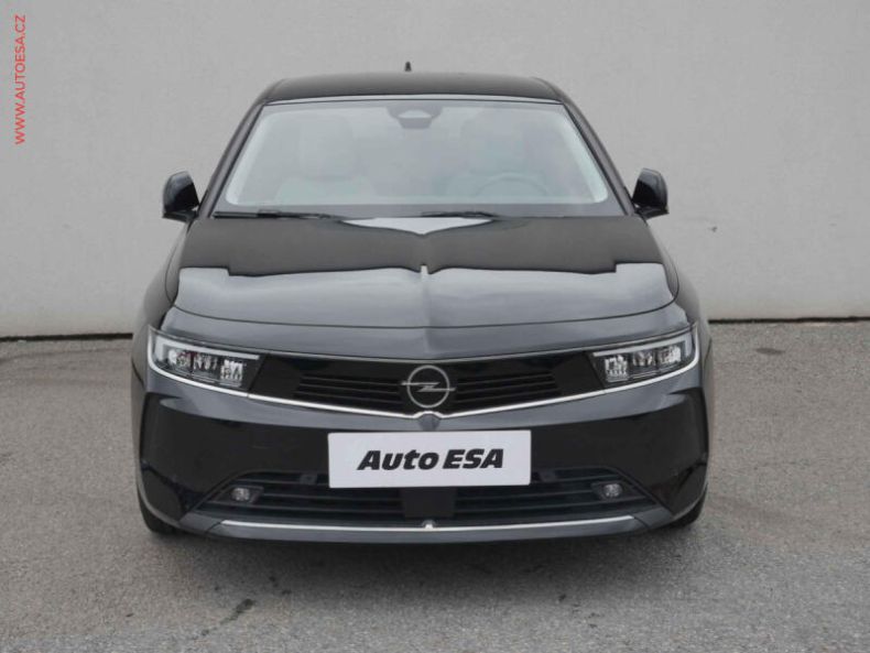 Opel Astra - hlavní fotka