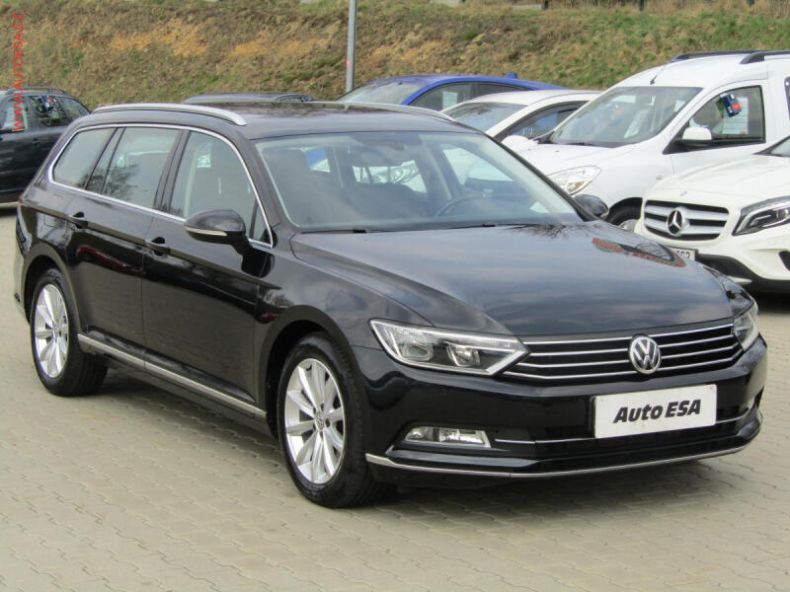 Volkswagen Passat - hlavní foto