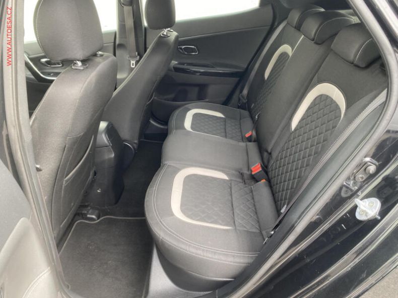 Kia Cee'd - hlavní fotka