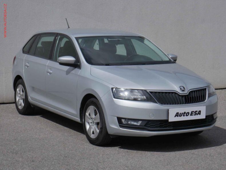 Škoda Rapid - hlavní foto