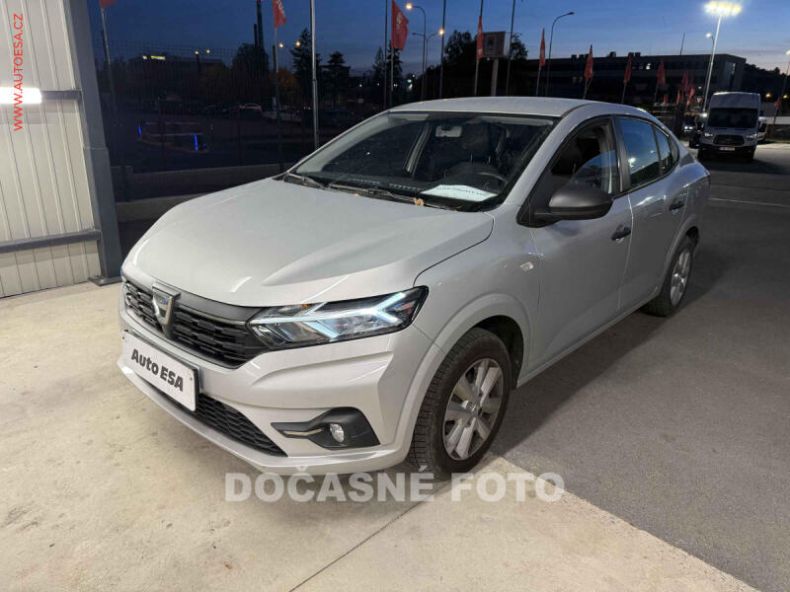 Dacia Logan - hlavní foto