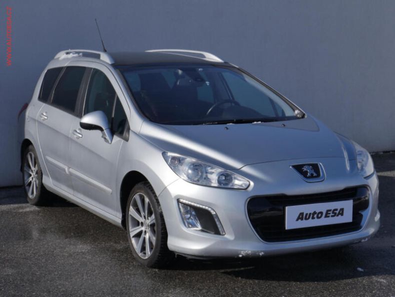 Peugeot 308 - hlavní foto