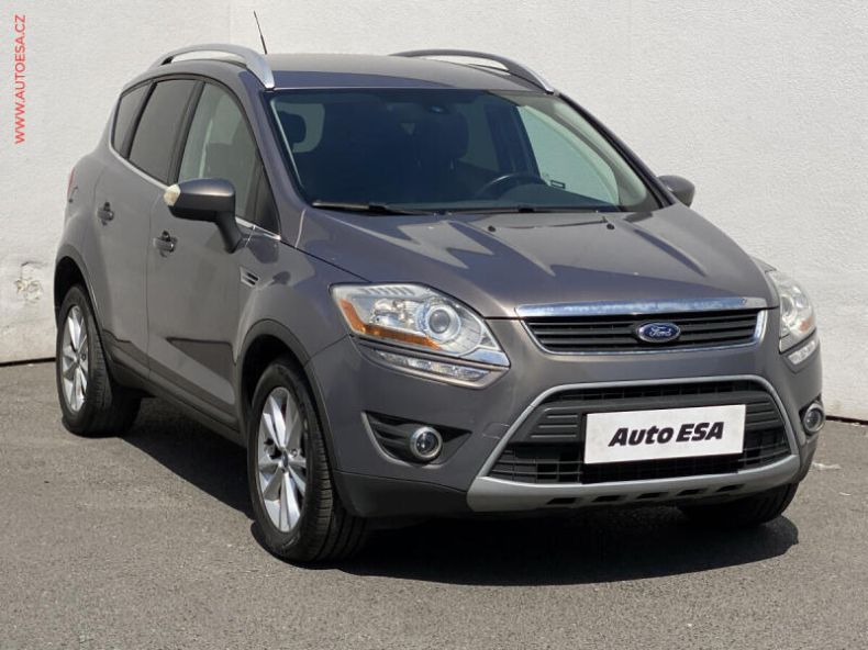 Ford Kuga - hlavní foto