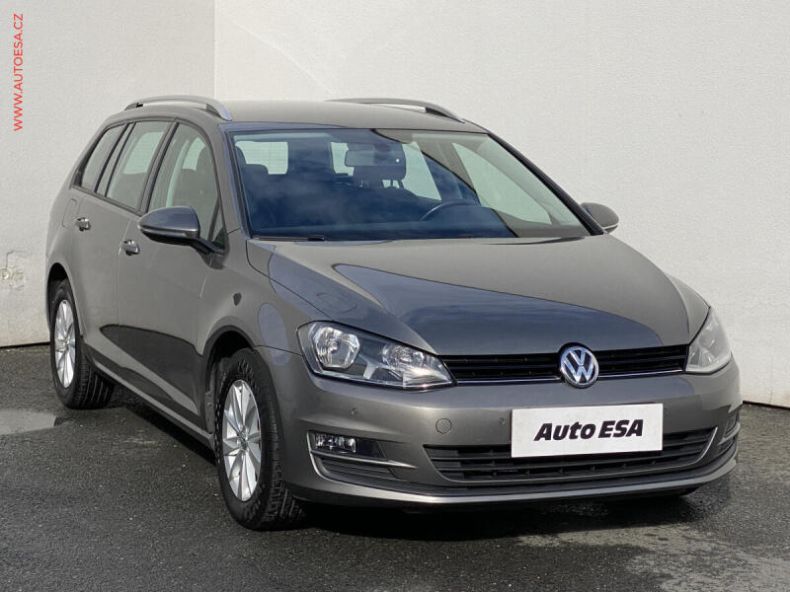 Volkswagen Golf - hlavní foto