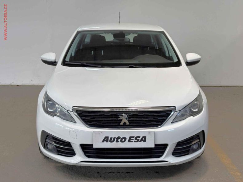 Peugeot 308 - hlavní fotka
