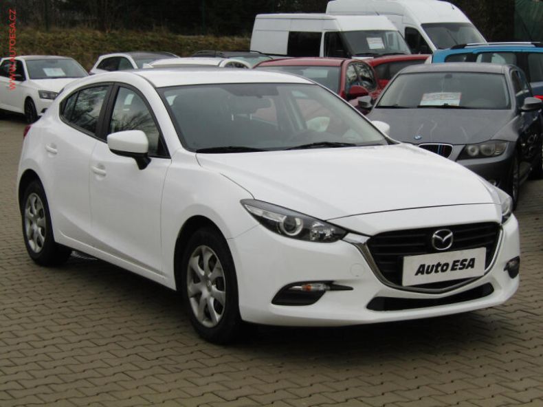 Mazda 3 - hlavní foto