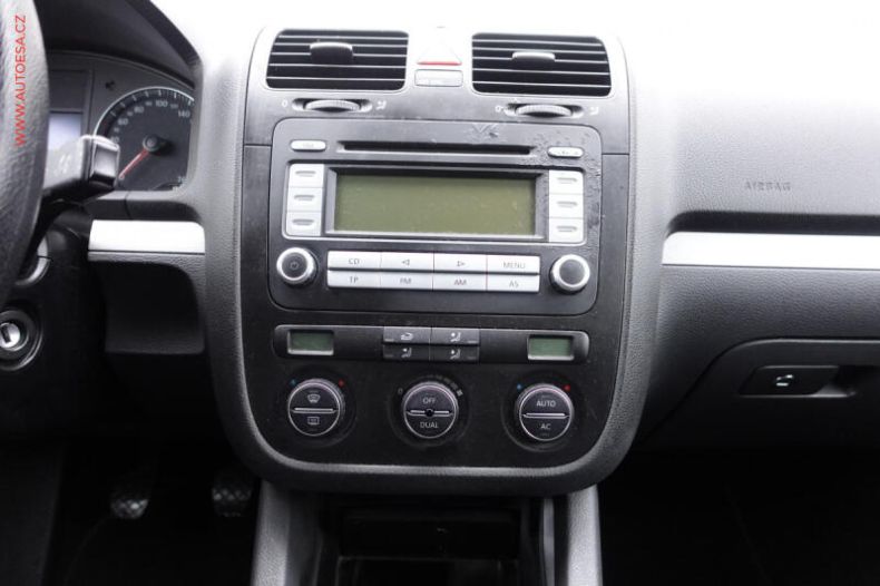 Volkswagen Jetta - hlavní fotka