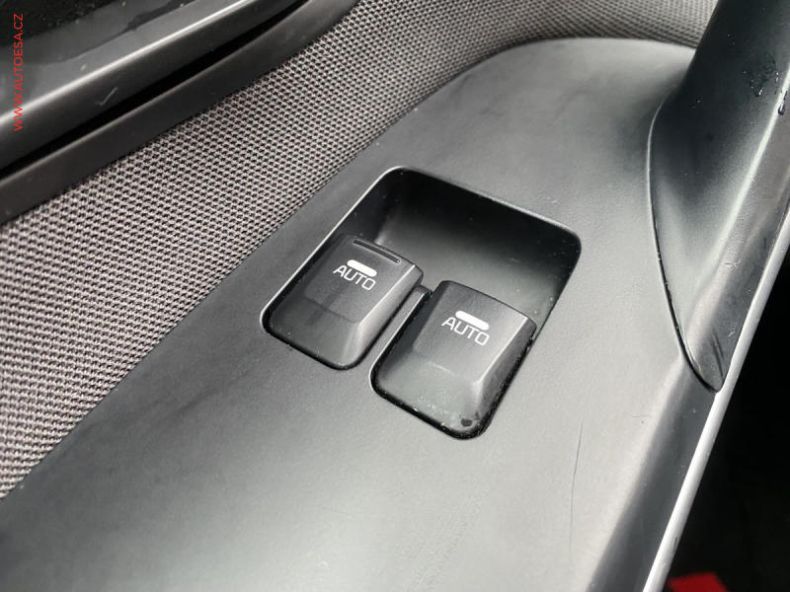 Kia Cee'd - hlavní fotka