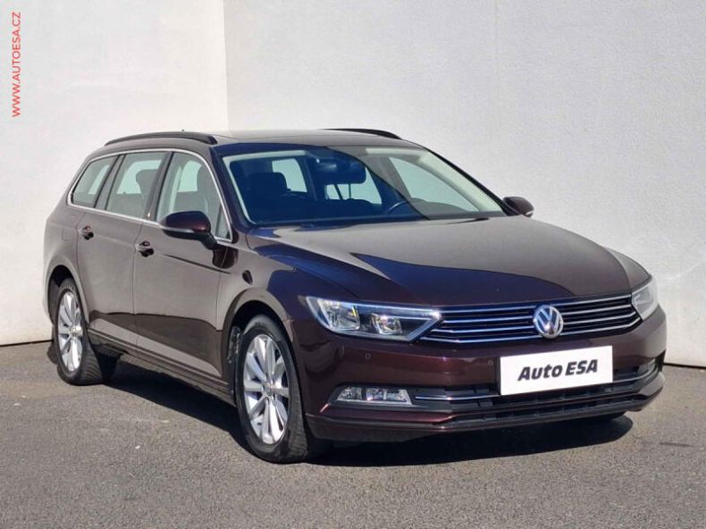 Volkswagen Passat - hlavní foto