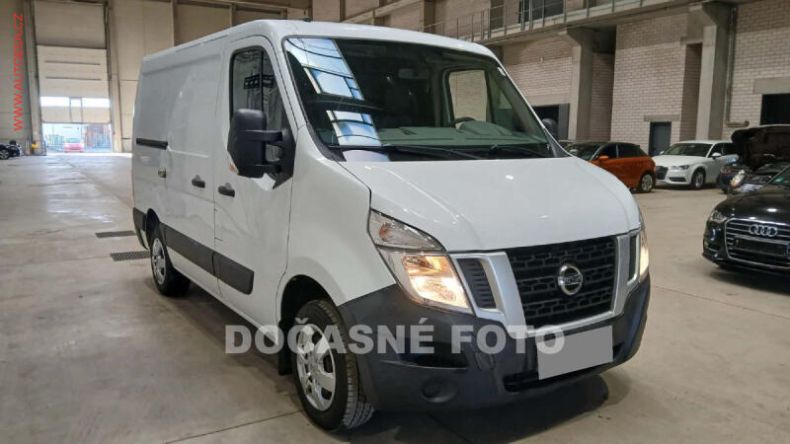 Nissan NV 400 - hlavní foto