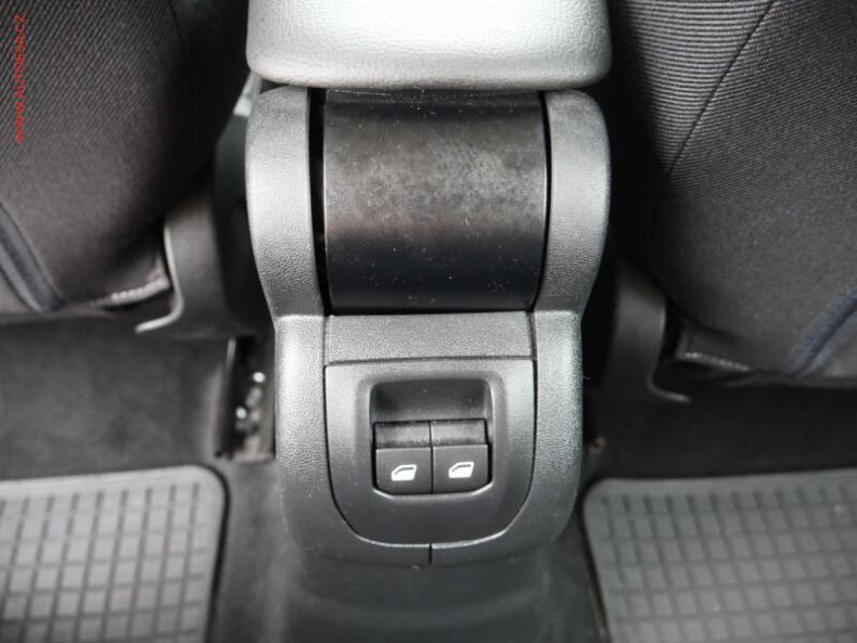 Peugeot 301 - hlavní fotka