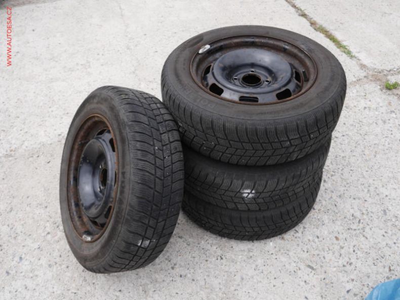 Peugeot 301 - hlavní fotka