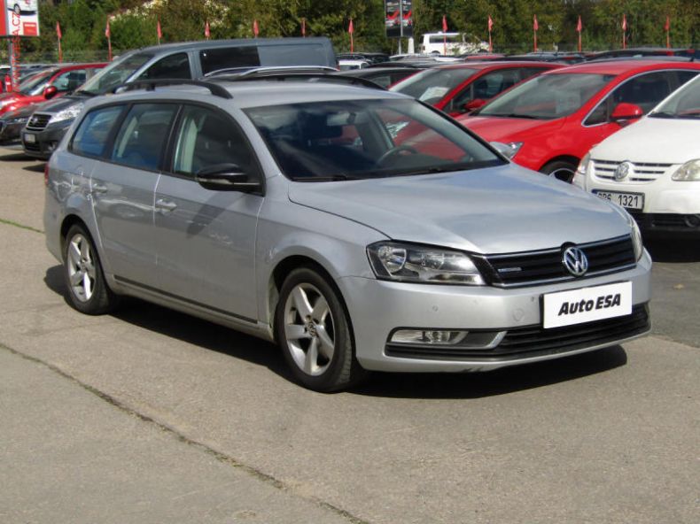 Volkswagen Passat - hlavní foto