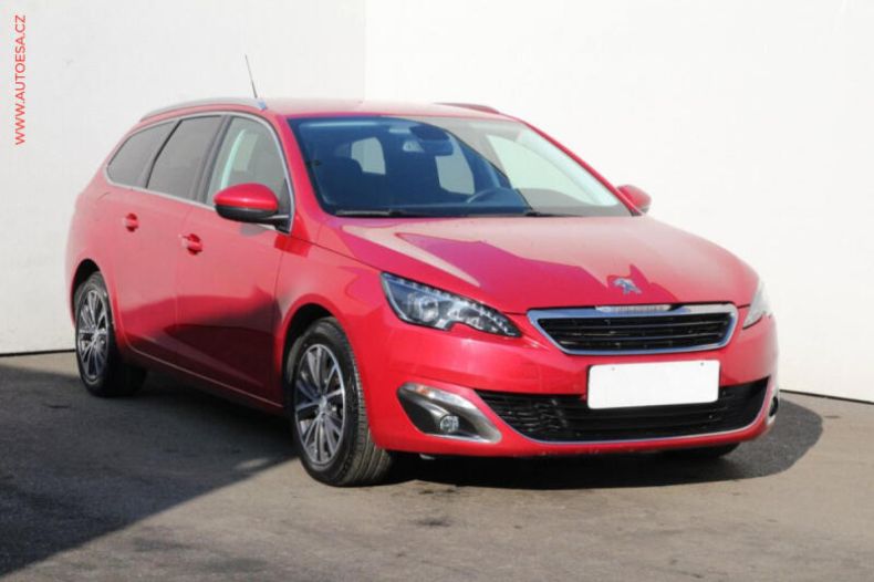 Peugeot 308 - hlavní foto