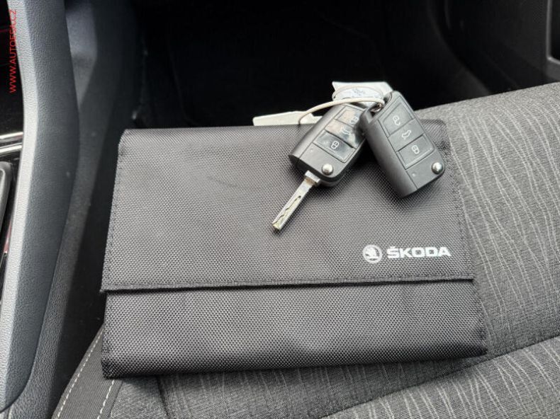 Škoda Karoq - hlavní fotka