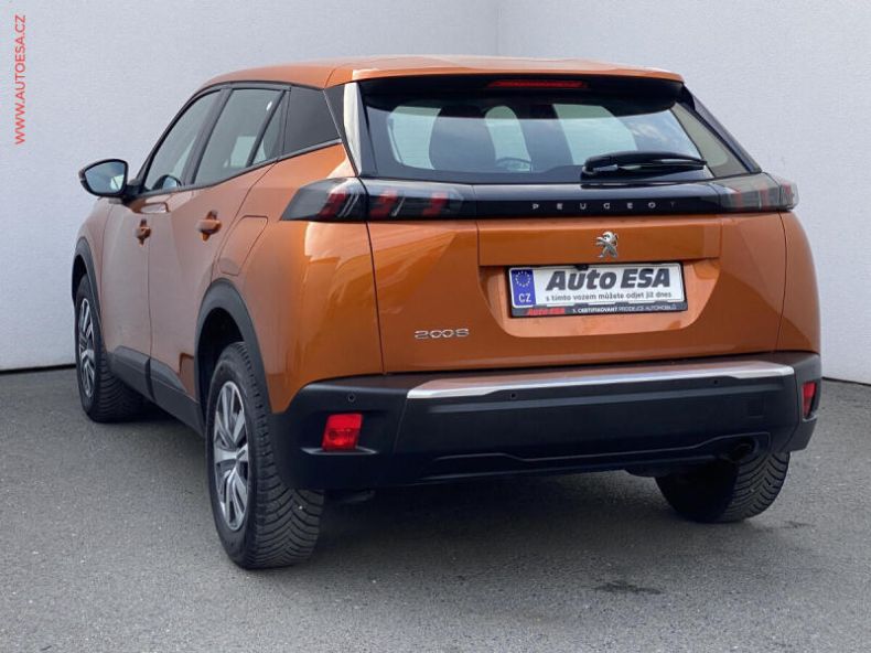 Peugeot 2008 - hlavní fotka