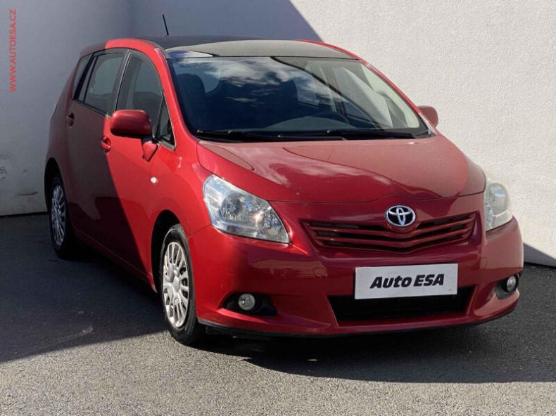 Toyota Verso - hlavní foto