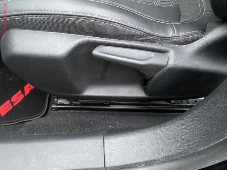 Peugeot 308 - hlavní fotka