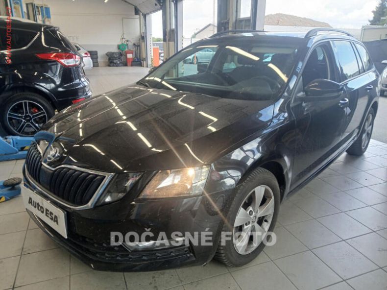 Škoda Octavia - hlavní foto