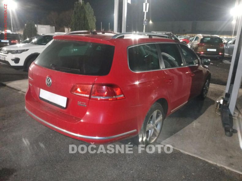 Volkswagen Passat - hlavní fotka