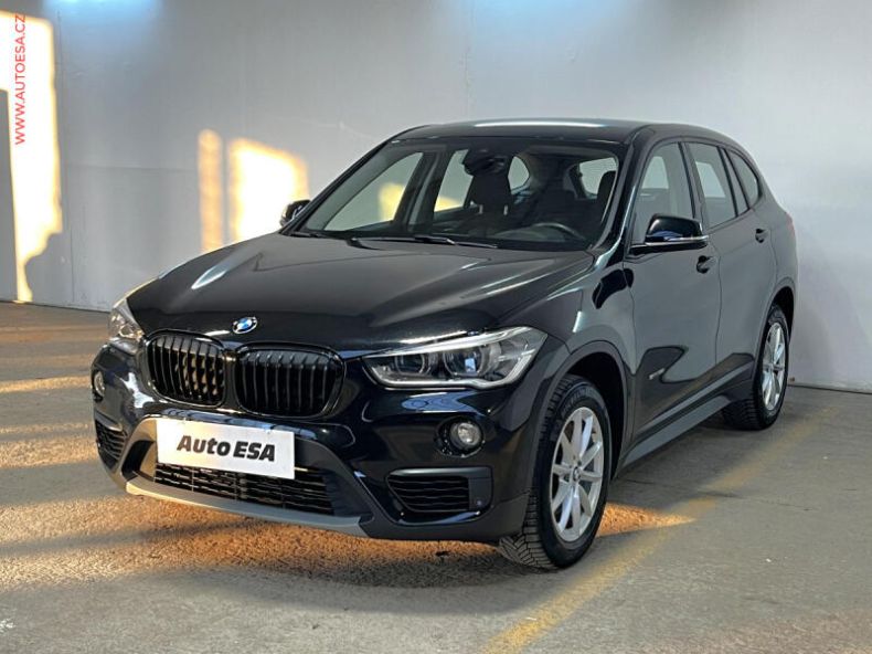 BMW X1 - hlavní fotka