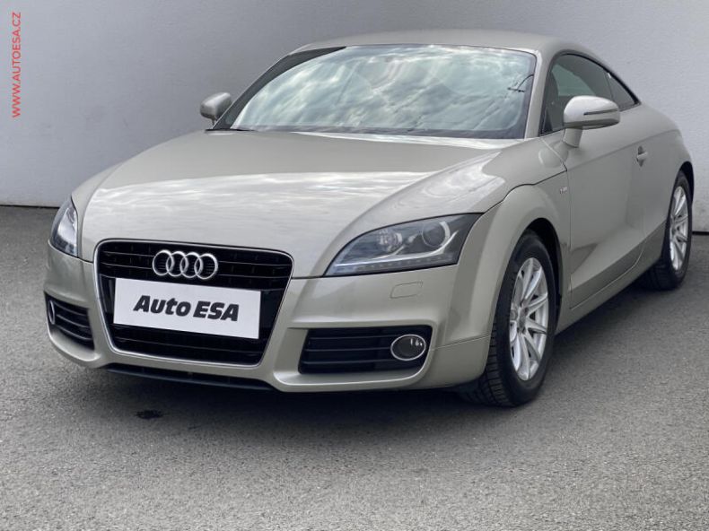 Audi TT - hlavní fotka