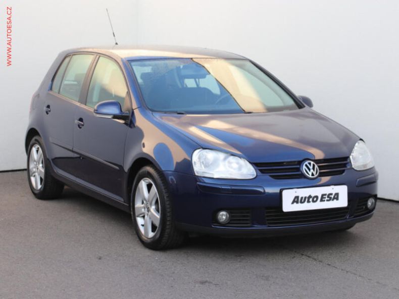 Volkswagen Golf - hlavní foto