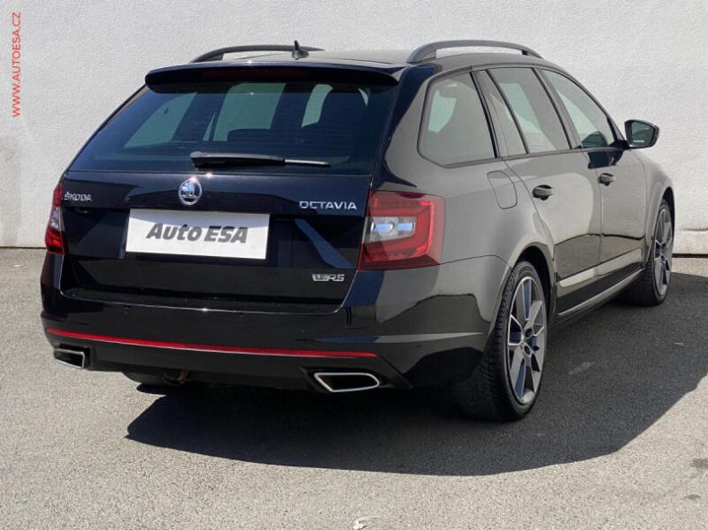 Škoda Octavia - hlavní fotka