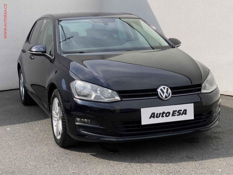 Volkswagen Golf - hlavní foto
