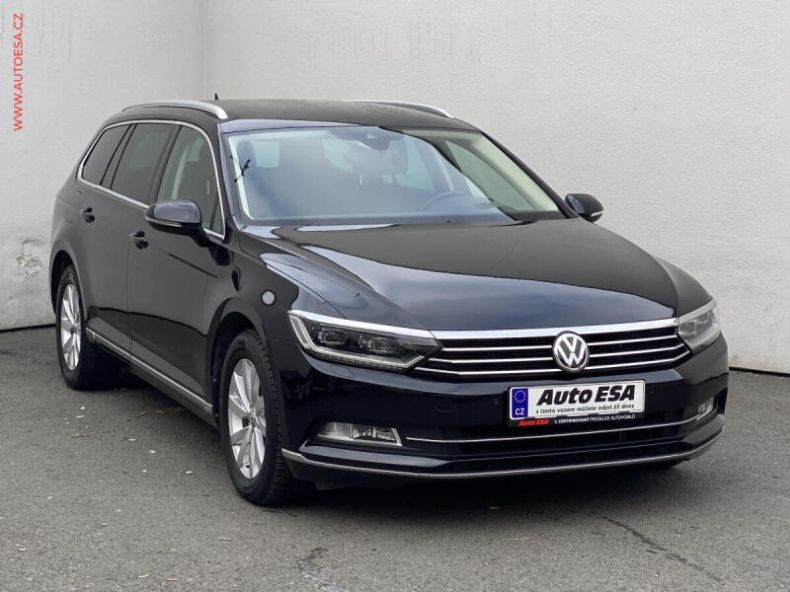 Volkswagen Passat - hlavní fotka inzerátu