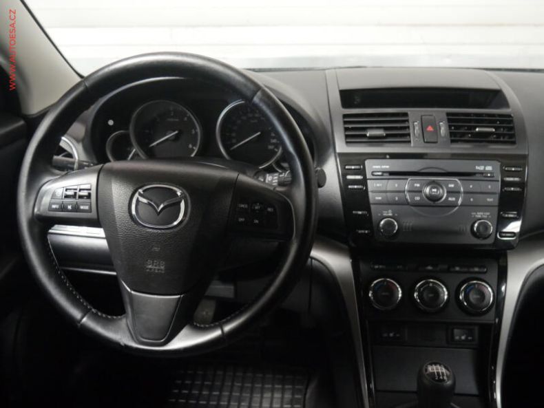 Mazda 6 - hlavní fotka