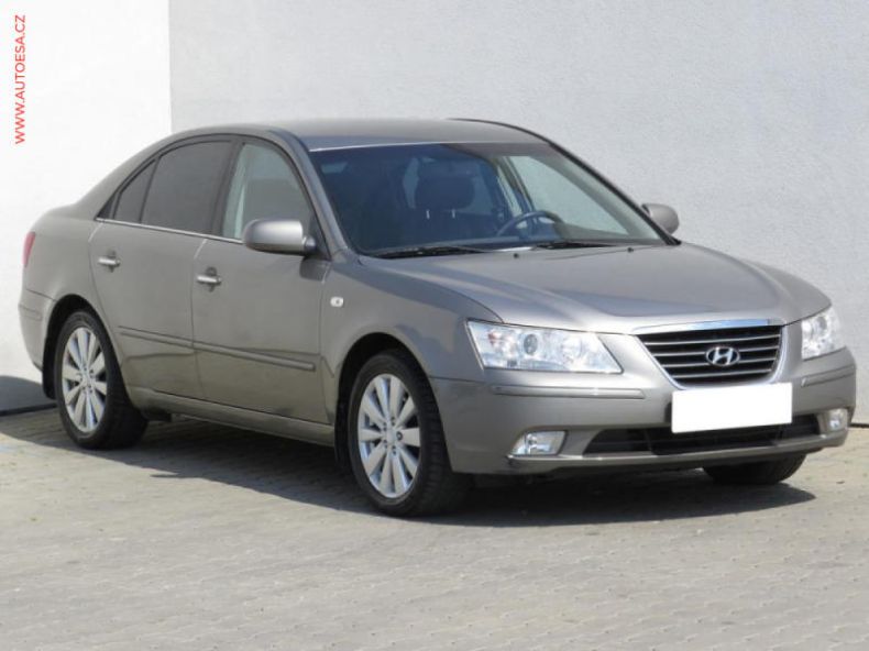 Hyundai Sonata - hlavní fotka