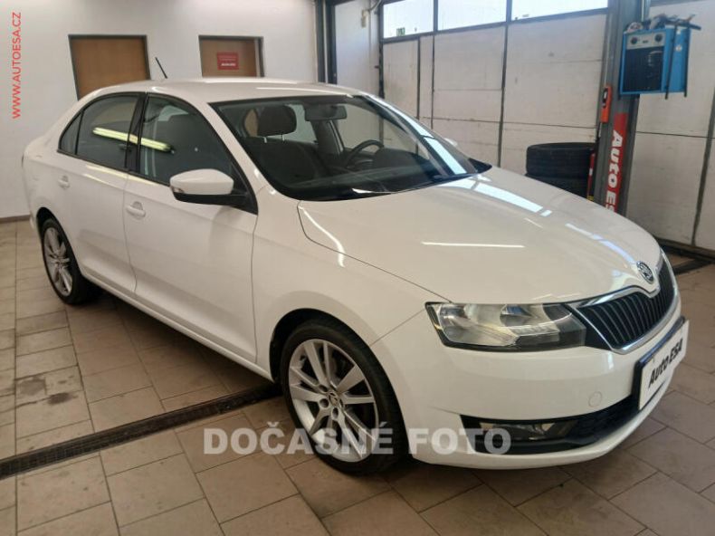 Škoda Rapid - hlavní foto