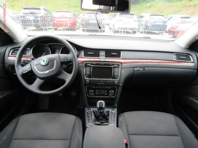 Škoda Superb - hlavní fotka