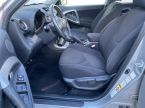 Toyota RAV 4 - fotka číslo 8