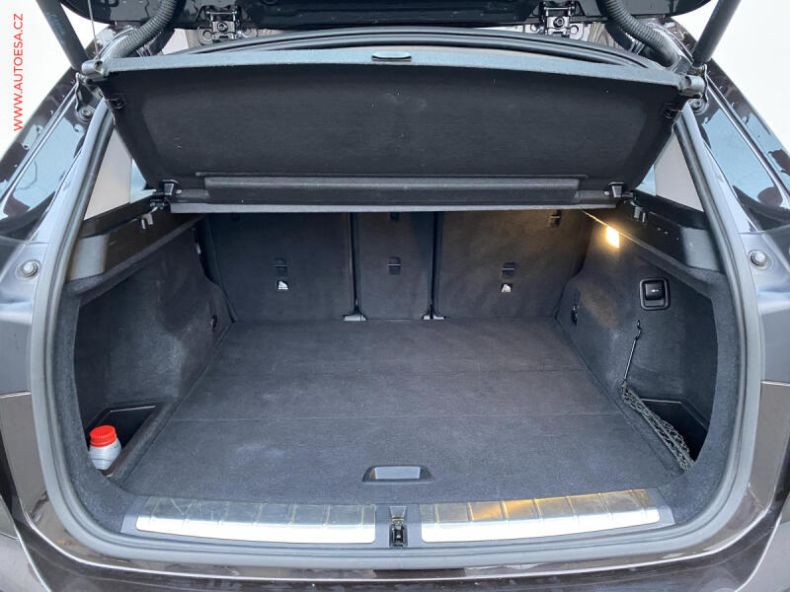 BMW X1 - hlavní fotka