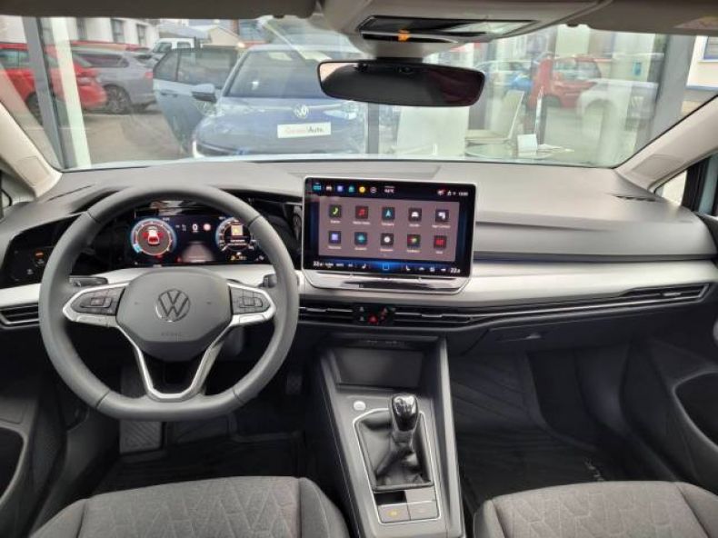 Volkswagen Golf - hlavní fotka