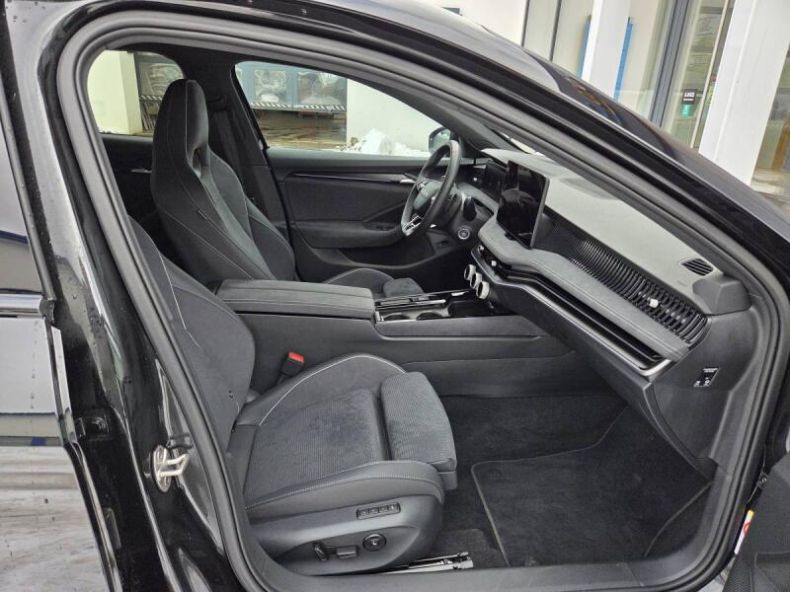 Škoda Superb - hlavní fotka